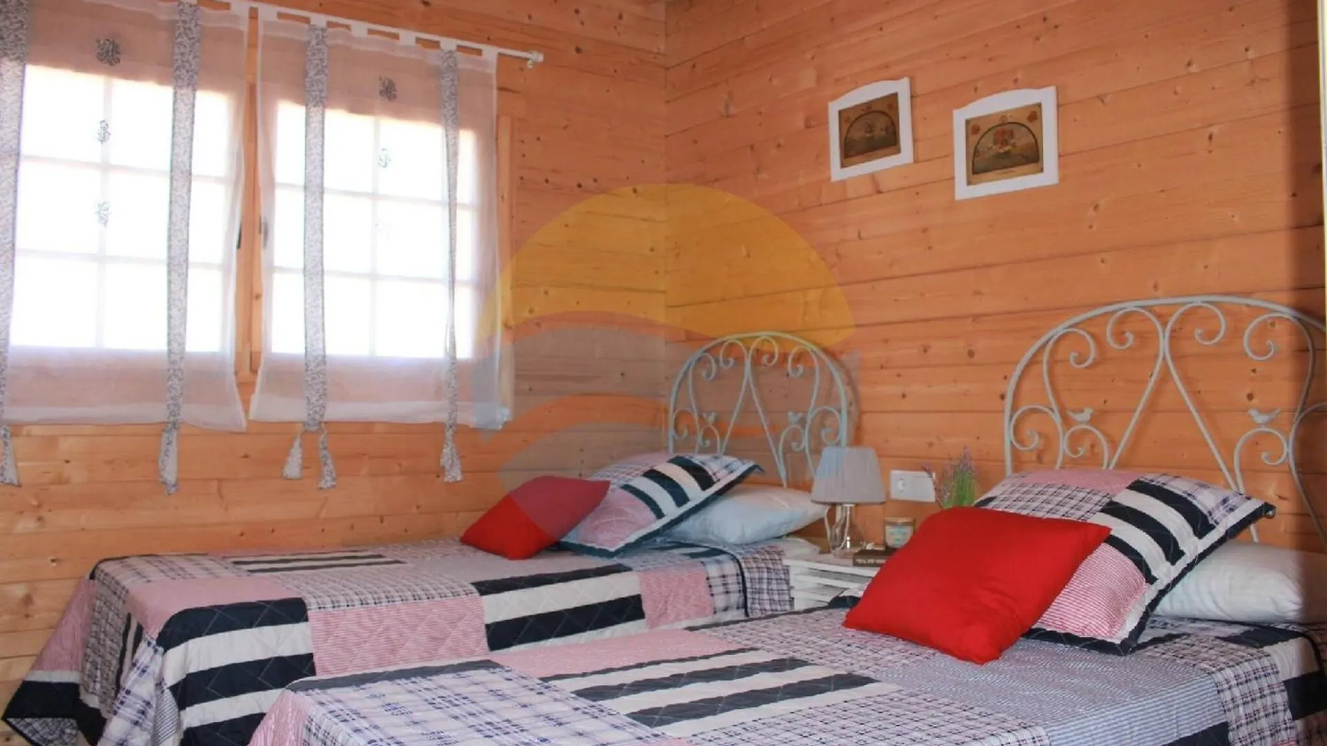 Carmeta - Casa Rural De Madera Con Jardin, Piscina Privada Y Barbacoa - Deltavacaciones Villa L'Eucaliptus Vakantiehuis