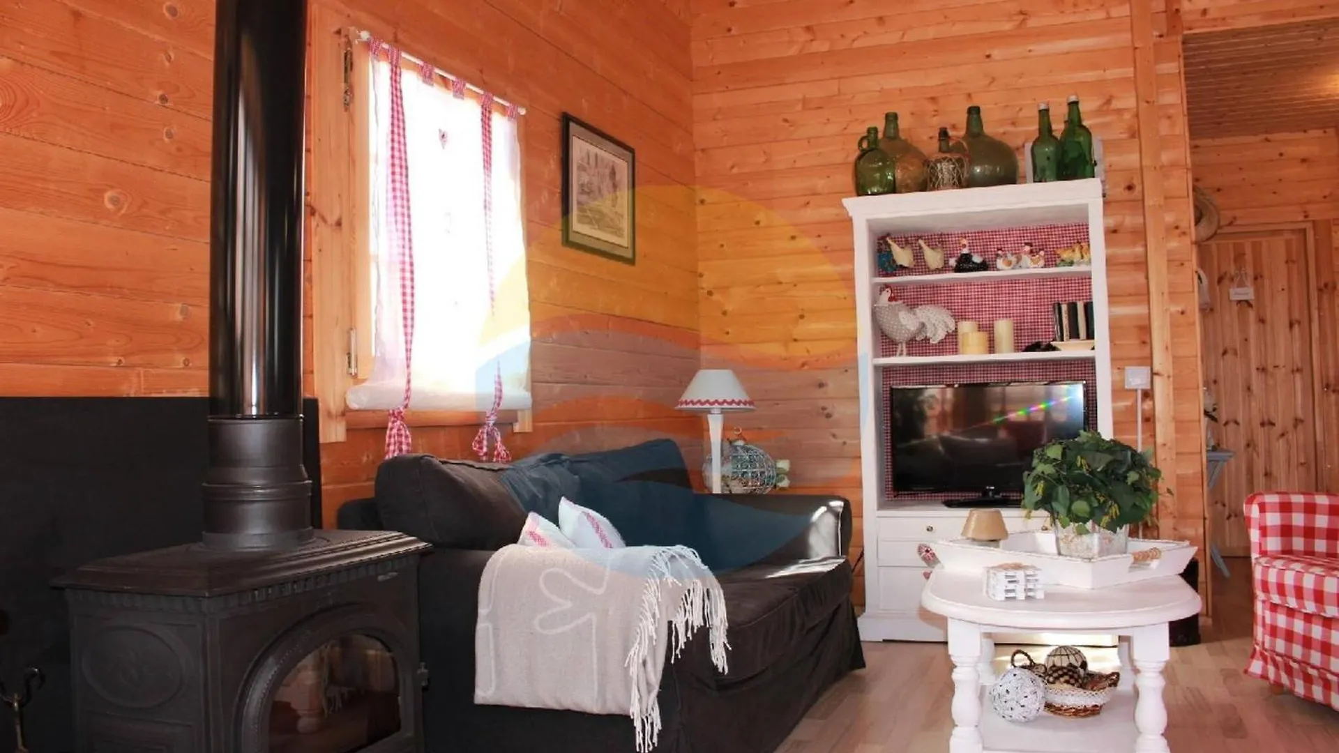 Carmeta - Casa Rural De Madera Con Jardin, Piscina Privada Y Barbacoa - Deltavacaciones Villa L'Eucaliptus Spanje